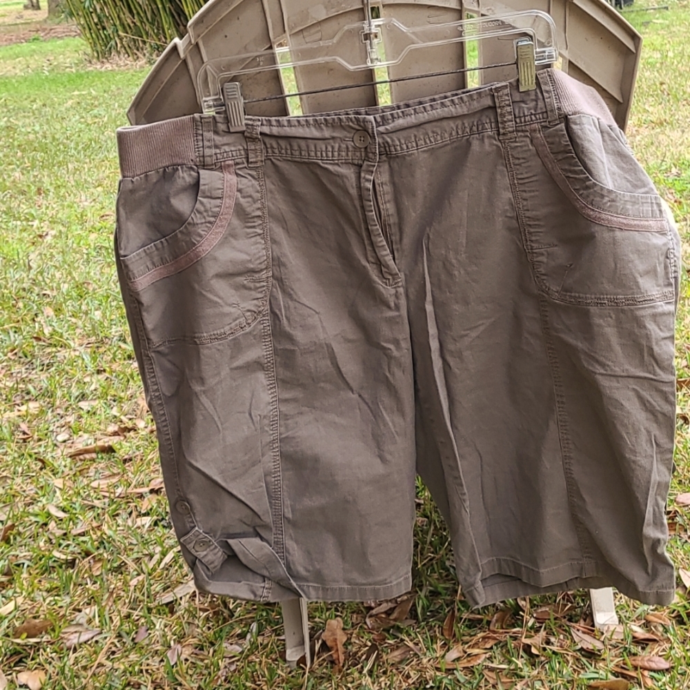 Cato Army Green Shorts